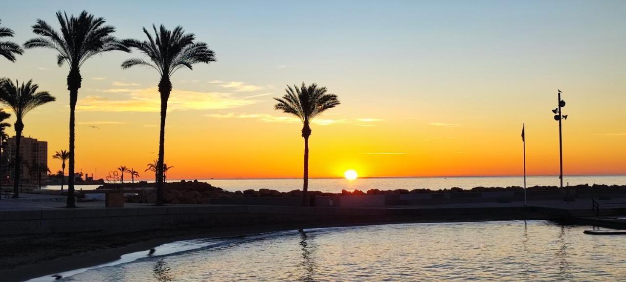 Beachside Apartment In Torrevieja Dış mekan fotoğraf